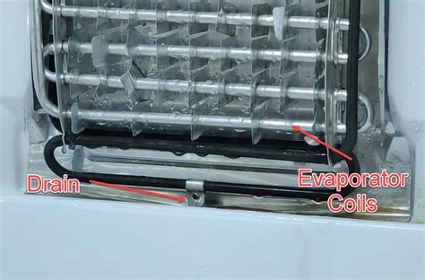 water under crisper drawers in refrigerator samsung|Fixing Samsung fridge ice buildup and Leaking water under。